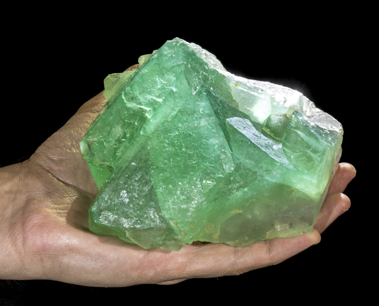 Picture of a chunk of green fluorite.