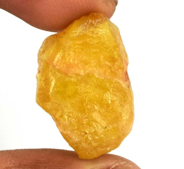Picture of chunk of yellow fluorite.